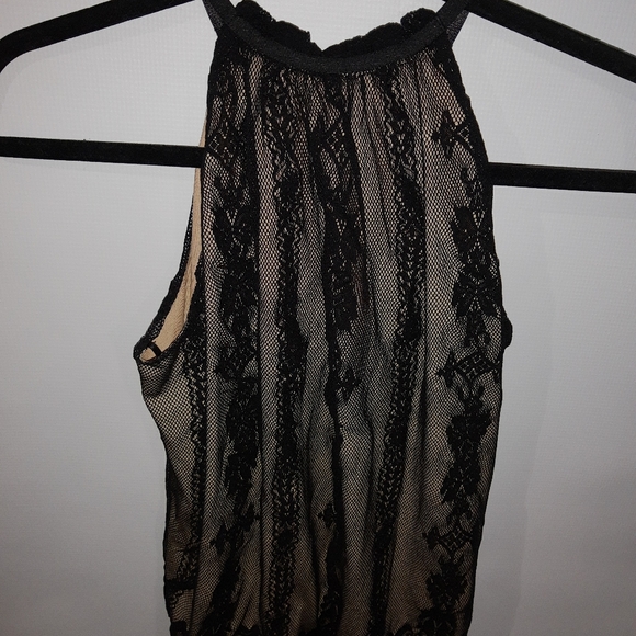 Max Studio High neck sleeveless blouse - Picture 2 of 4